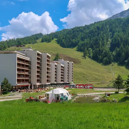 Rosablanche B22 By Interhome *